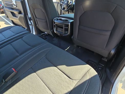 New 2026 RAM 1500 Big Horn AWD/4WD image 12