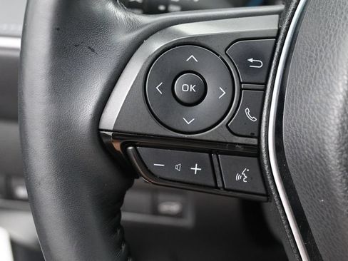 Used 2023 Toyota Venza XLE AWD/4WD image 18