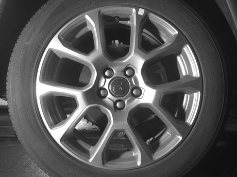 Used 2025 Jeep Compass Limited image 15