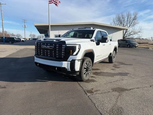 New 2026 GMC Sierra 2500 Denali Ultimate image 2