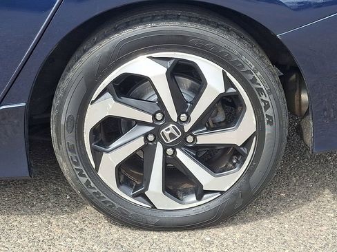 Used 2016 Honda Accord Sport image 7