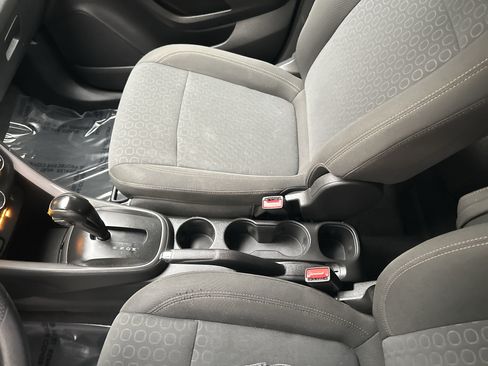 Used 2020 Chevrolet Trax LS w/ Tint and Cruise Package FWD image 30