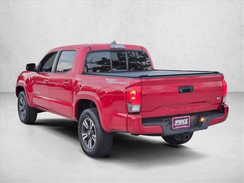 Used 2016 Toyota Tacoma TRD Sport w/ Premium & Technology Package RWD image 7