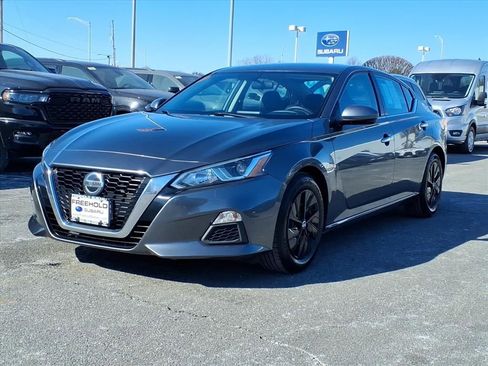 Used 2019 Nissan Altima 2.5 S image 3