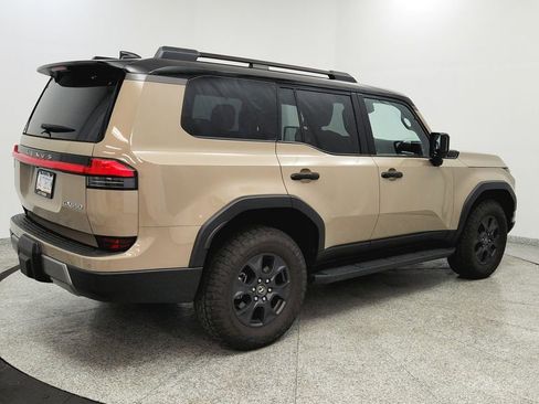 Used 2024 Lexus GX 550 image 5