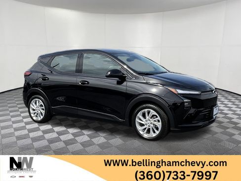 New 2027 Chevrolet Bolt LT FWD image 1