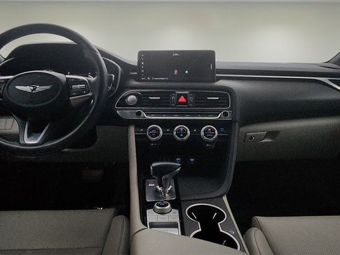 Used 2022 Genesis G70 2.0T image 18