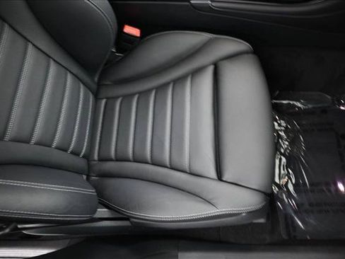 Certified 2022 Mercedes-Benz GLC 43 AMG 4MATIC image 30