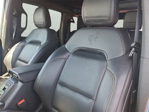 Used 2023 Ford Bronco Badlands image 22