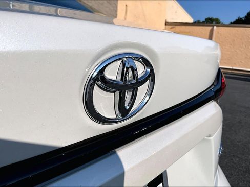Used 2026 Toyota Corolla LE FWD image 31