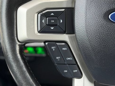 Used 2019 Ford F350 Lariat w/ Chrome Package AWD/4WD image 6