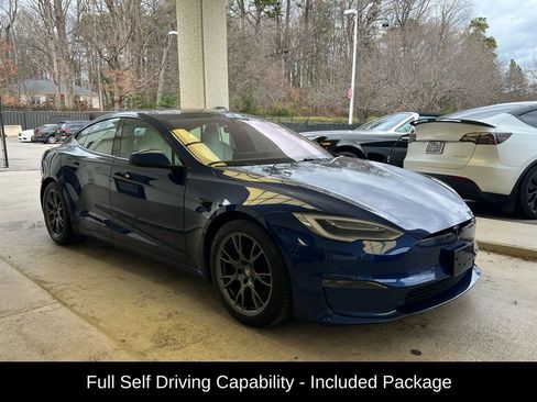 Used 2021 Tesla Model S Plaid image 3