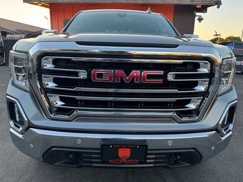 Used 2019 GMC Sierra 1500 SLT w/ SLT Premium Plus Package AWD/4WD image 4
