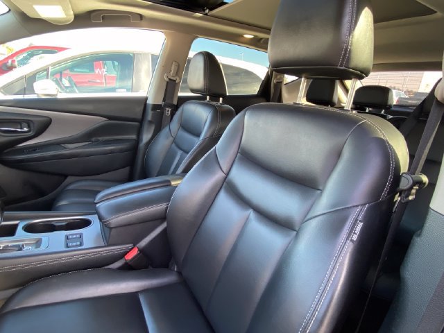 Used 2024 Nissan Murano SV AWD/4WD image 4
