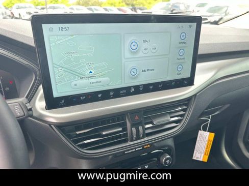 New 2025 Ford Escape SE image 27