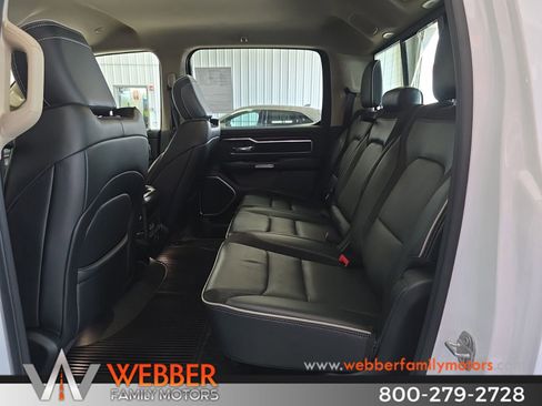 Used 2021 RAM 1500 Laramie AWD/4WD image 12