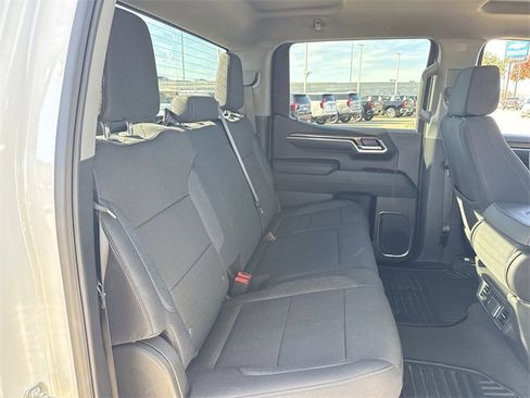 Certified 2025 Chevrolet Silverado 1500 LT image 29