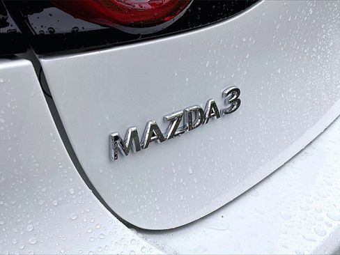 Used 2020 MAZDA MAZDA3 Preferred image 33