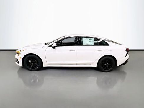 New 2026 Kia K5 LXS image 4