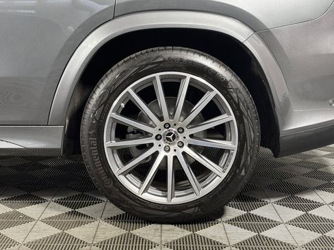 Certified 2025 Mercedes-Benz GLS 450 4MATIC image 35