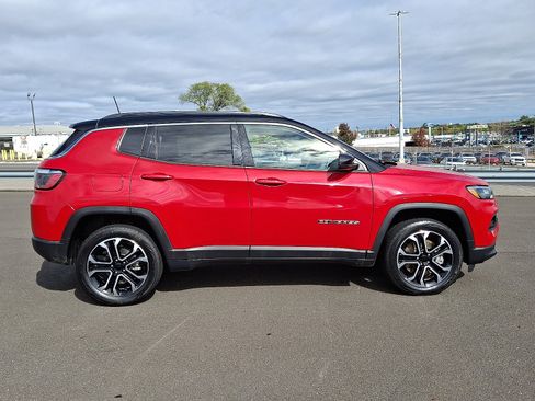 Certified 2023 Jeep Compass Limited image 7
