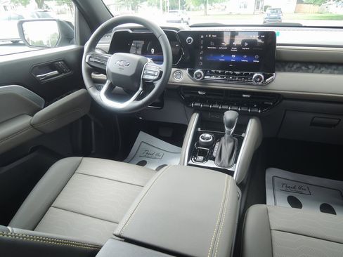 New 2025 Chevrolet Colorado ZR2 w/ Technology Package image 38