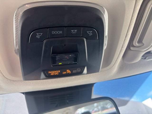 Used 2025 Toyota Corolla LE FWD image 12