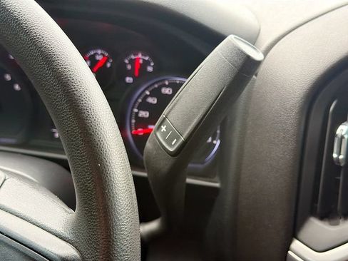 Used 2023 Chevrolet Silverado 1500 Custom AWD/4WD image 26