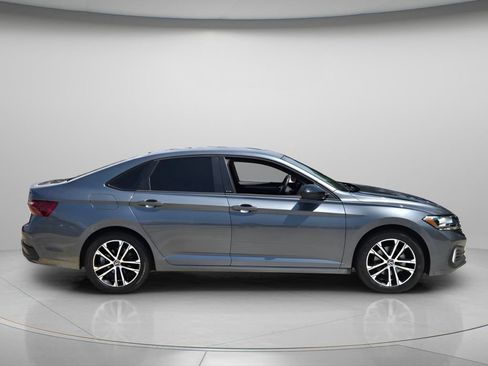 Certified 2023 Volkswagen Jetta Sport FWD image 6