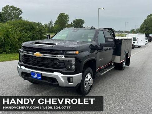 Certified 2024 Chevrolet Silverado 3500 LT w/ Convenience Package AWD/4WD image 1