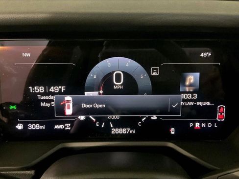 Used 2025 GMC Acadia Elevation AWD/4WD image 20