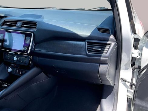 Used 2021 Nissan Leaf SV Plus w/ SV Plus Technology Package FWD image 18