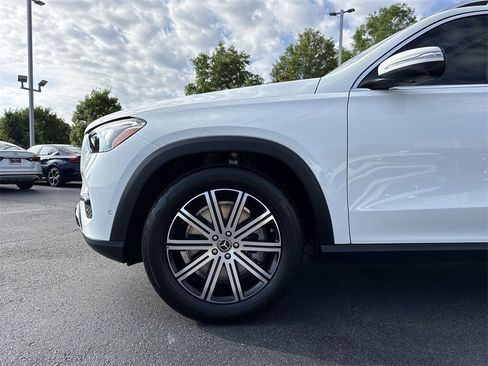 Certified 2025 Mercedes-Benz GLE 450e 4MATIC image 9
