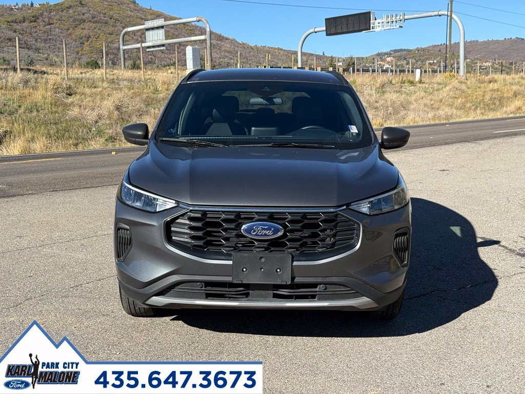 Used 2025 Ford Escape ST-Line AWD/4WD image 8