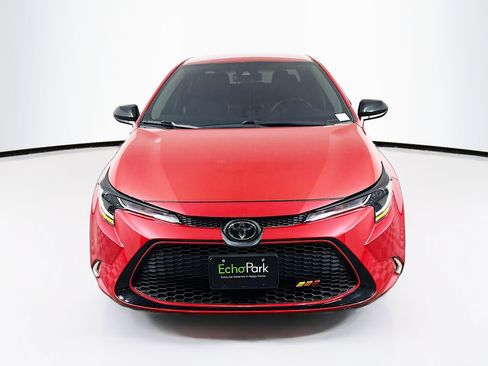 Used 2021 Toyota Corolla LE image 2