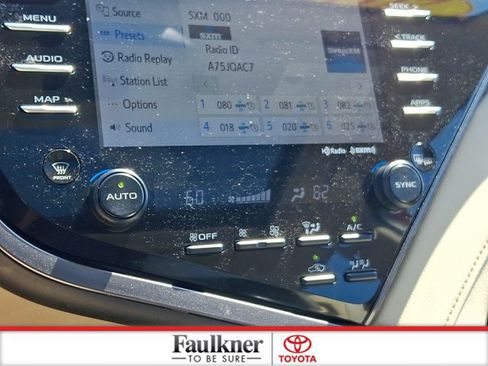 Certified 2019 Toyota Camry XLE FWD image 16