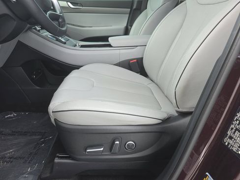 Used 2024 Hyundai Palisade SEL FWD image 25