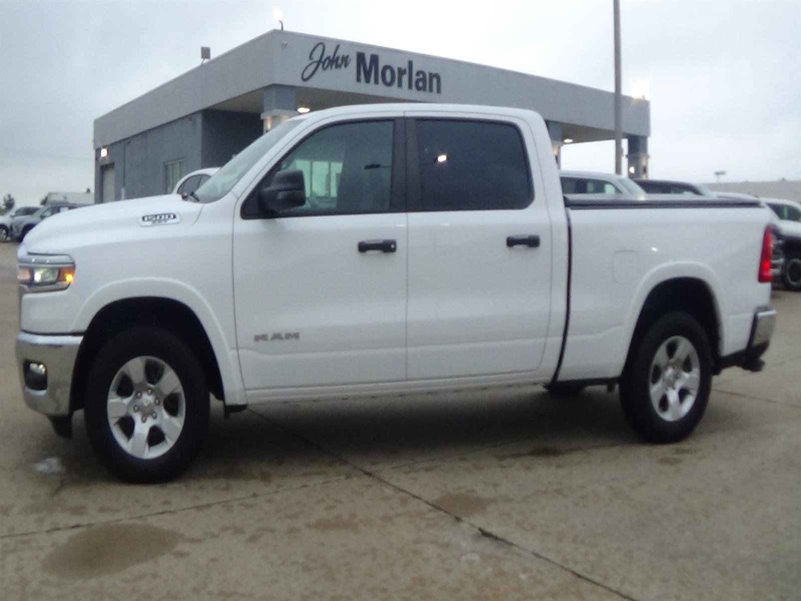 Used 2025 RAM 1500 Big Horn AWD/4WD image 1