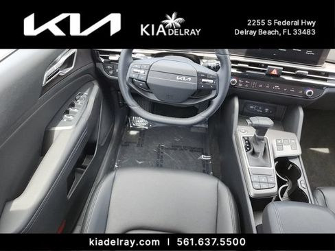 Used 2026 Kia Sportage EX w/ EX Panorama Roof Package FWD image 12