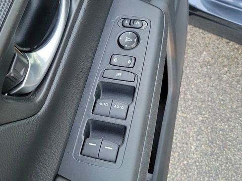 Certified 2025 Honda CR-V EX image 22
