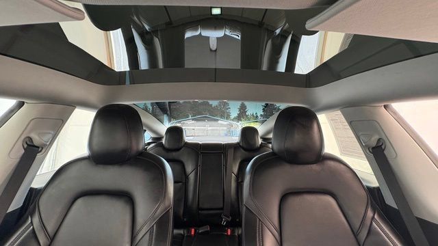 Used 2021 Tesla Model 3 Standard Range Plus RWD image 29
