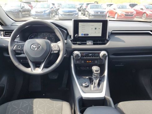Used 2024 Toyota RAV4 XLE w/ Convenience Package AWD/4WD image 17