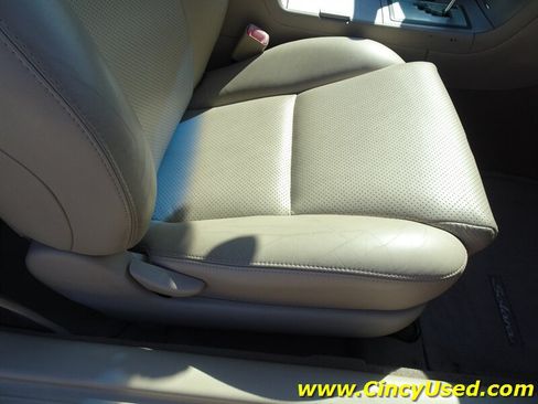 Used 2004 Toyota Solara SLE FWD image 28