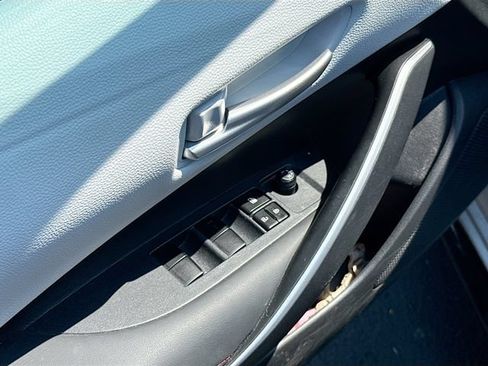 Used 2023 Toyota Corolla SE FWD image 25