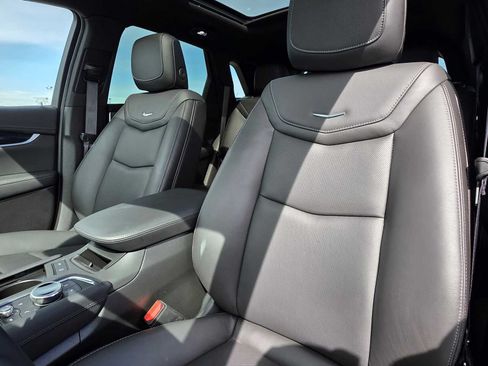 New 2025 Cadillac XT5 Premium Luxury w/ Technology Package AWD/4WD image 21