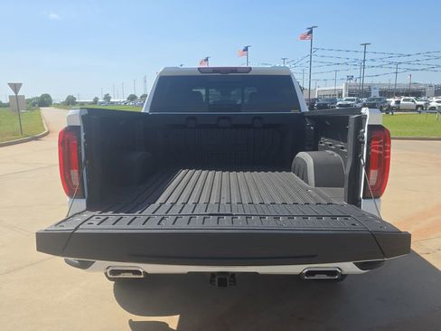 New 2026 GMC Sierra 1500 AT4 AWD/4WD image 12