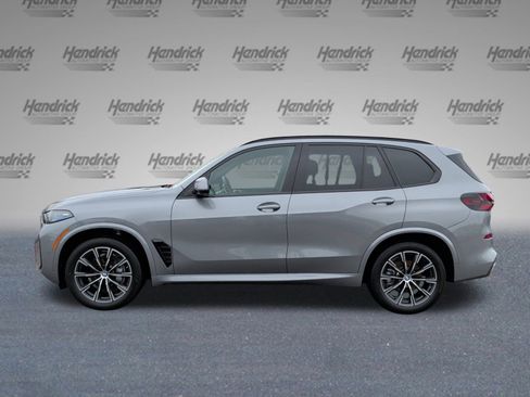Used 2025 BMW X5 xDrive40i image 10