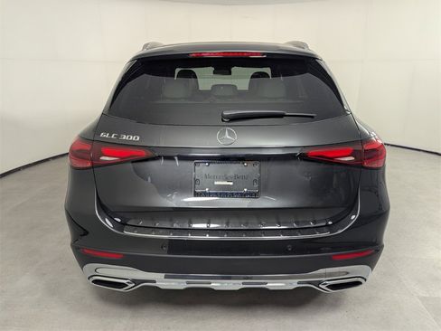 New 2026 Mercedes-Benz GLC 300 image 5