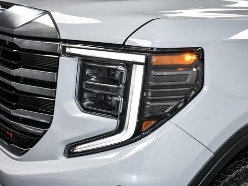 Used 2024 GMC Sierra 1500 AT4 w/ Technology Package image 89