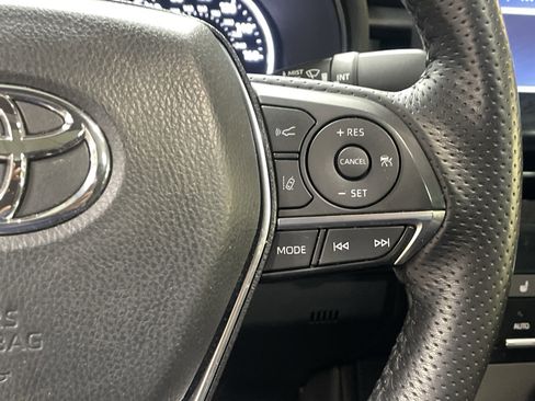 Used 2020 Toyota Avalon XSE image 20